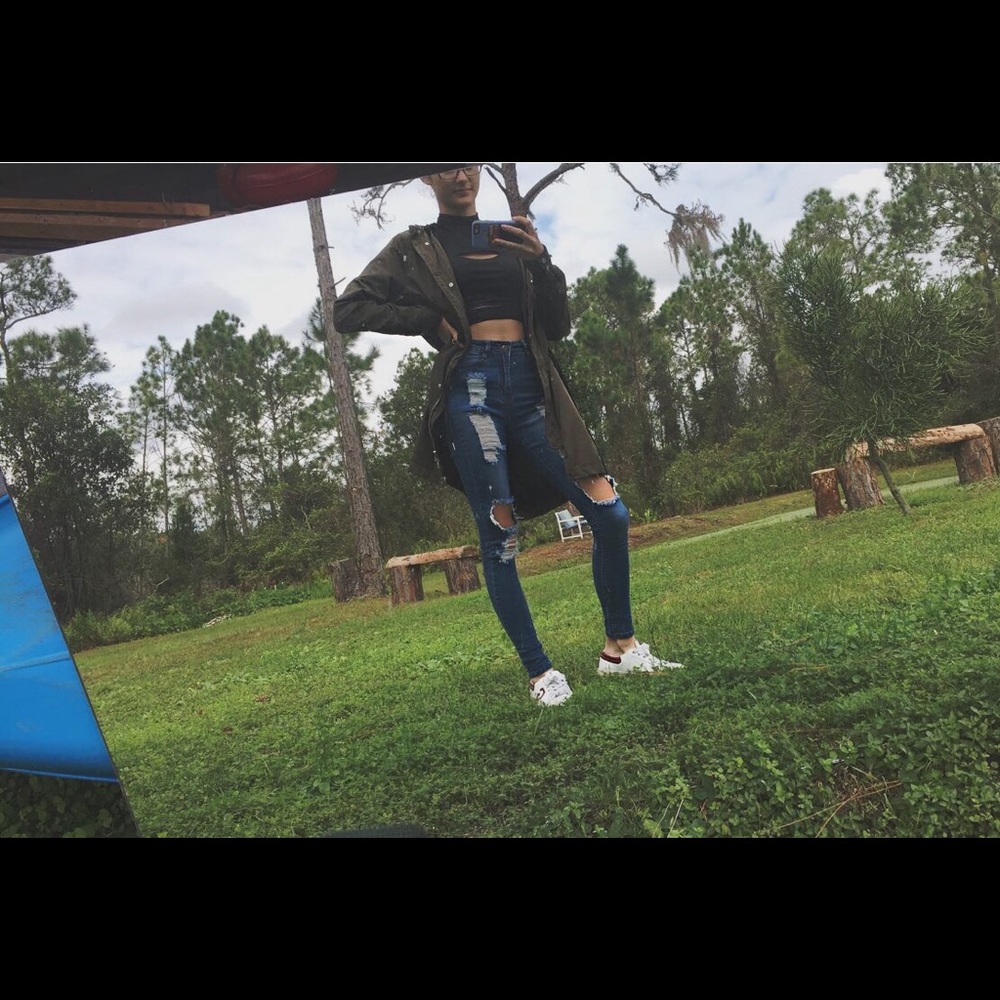 Meet your Posher, Sarra